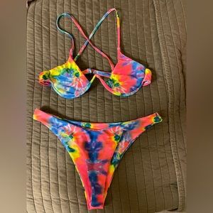 Super colorful two piece